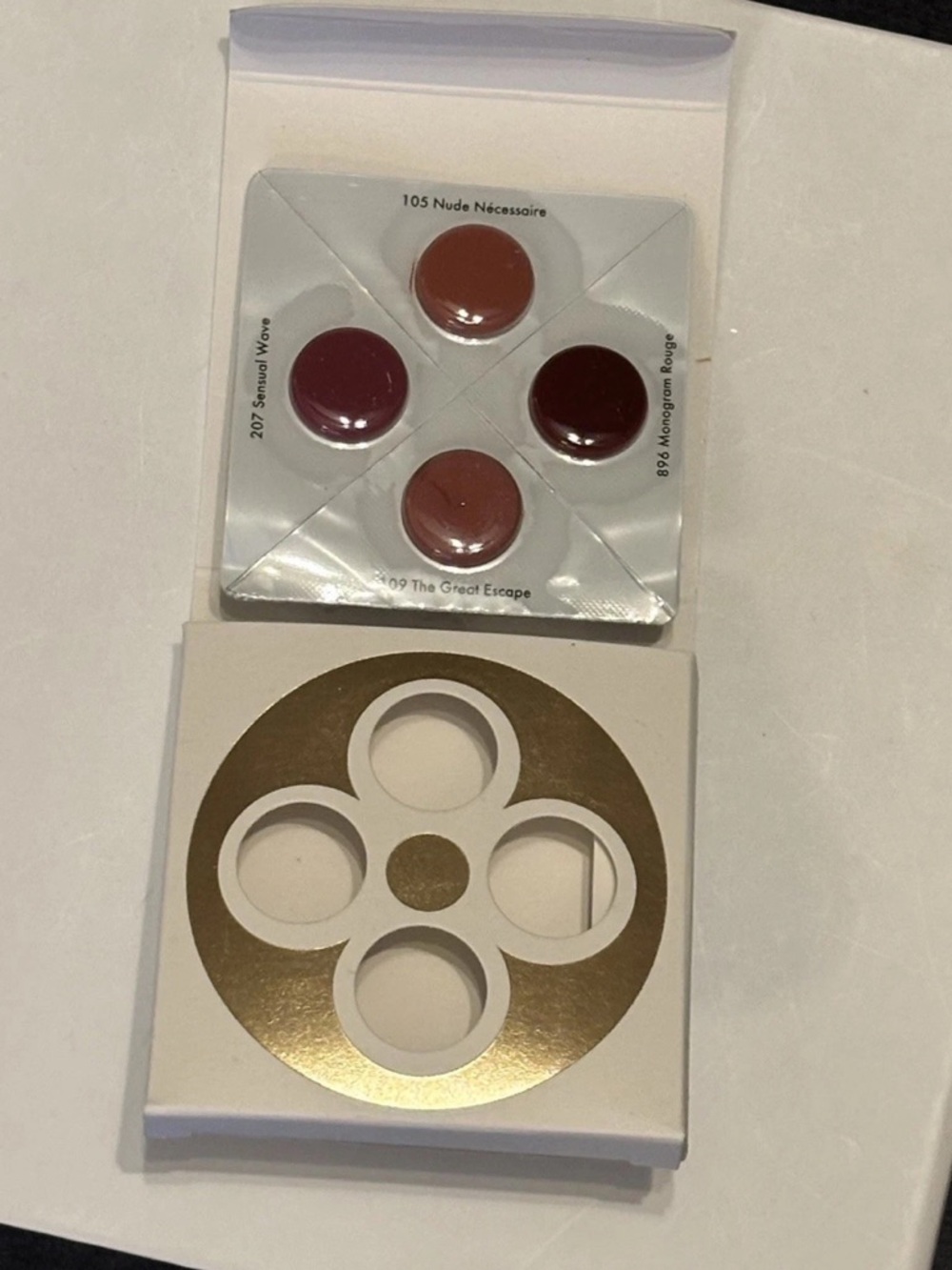 Louis Vuitton Rouge Lipstick - sample set.  New! - Picture 7 of 10